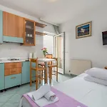 Lejlighed Jerkan 15 By Interhome Podstrana