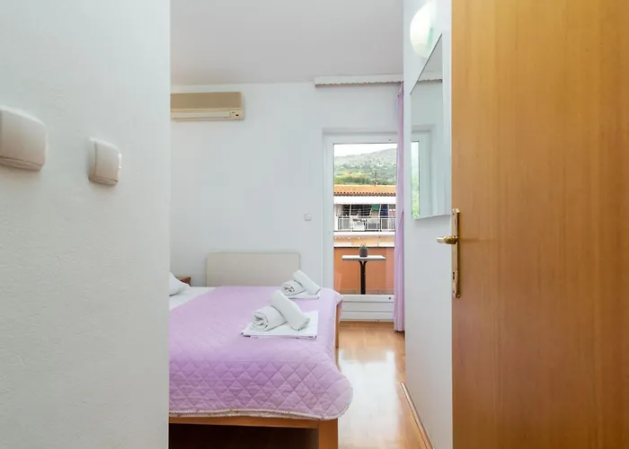 Jerkan 15 By Interhome *